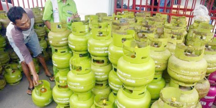 Bingung Dimana Bisa Beli Gas 3Kg Disekitar Kita? Begini Cara Mencarinya Secara Online