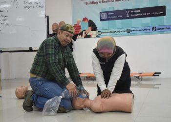 LSO ERDAMS FKM UMJ Adakan Kegiatan Basic Life Support (BLS)