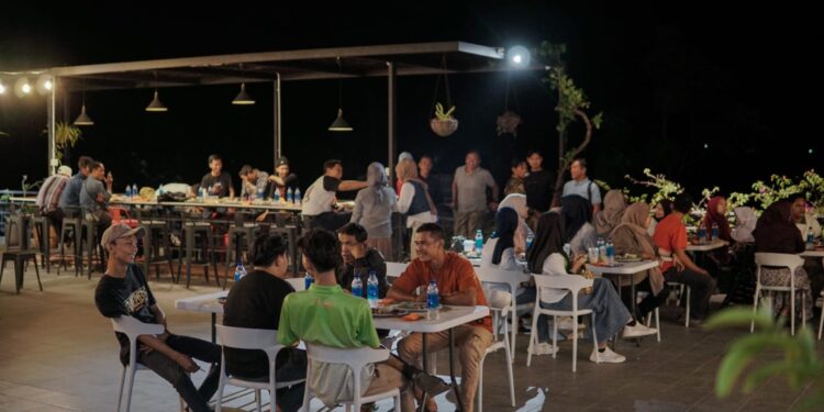 LGR Tampilkan Perjalanan Nostalgia Bersama TheGlasses dalam Moonlight Rhythm