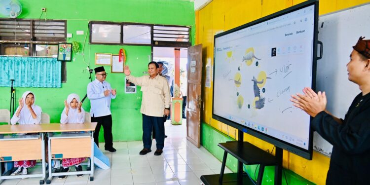 Sekolah Akan Mendapatkan Program Digitalisasi Sesuai Asas Keadilan dan Pemerataan