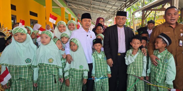 Wamen Fajar ke SDIT Daarul Azka NU: Kolaborasi Soko Guru Pendidikan di Indonesia