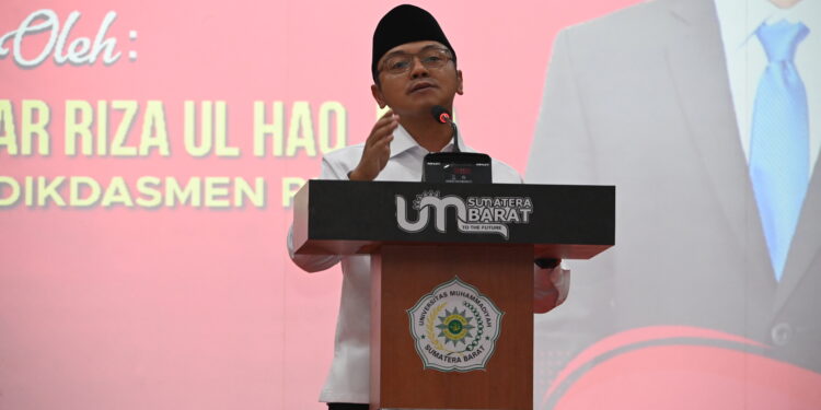 Di Ranah Minang, Wamen Fajar Dorong Mahasiswa Muhammadiyah Maksimalkan Fungsi Otak