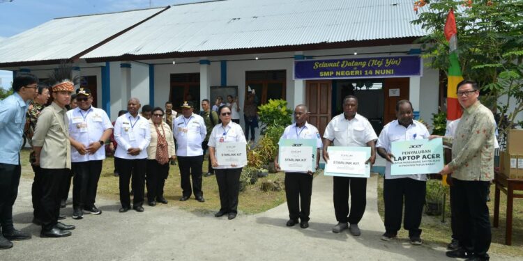 Salurkan Bantuan Perangkat Teknlogi, Acer Indonesia Dorong Kesetaraan Pendidikan di Papua Barat