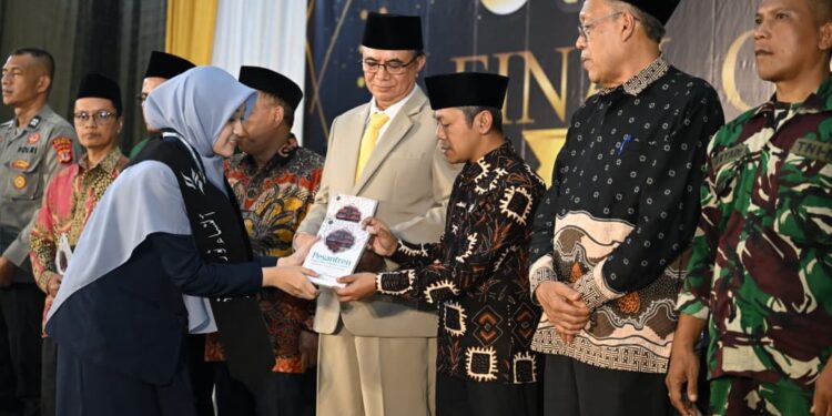 Wamendikdasmen Fajar Silaturahmi ke Pesantren Cintawana, Kenang Pesan dan Jejak Keilmuan Haedar Nashir