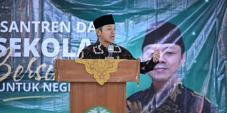 Wamendikdasmen Fajar Silaturahmi ke Pesantren Cintawana, Kenang Pesan dan Jejak Keilmuan Haedar Nashir