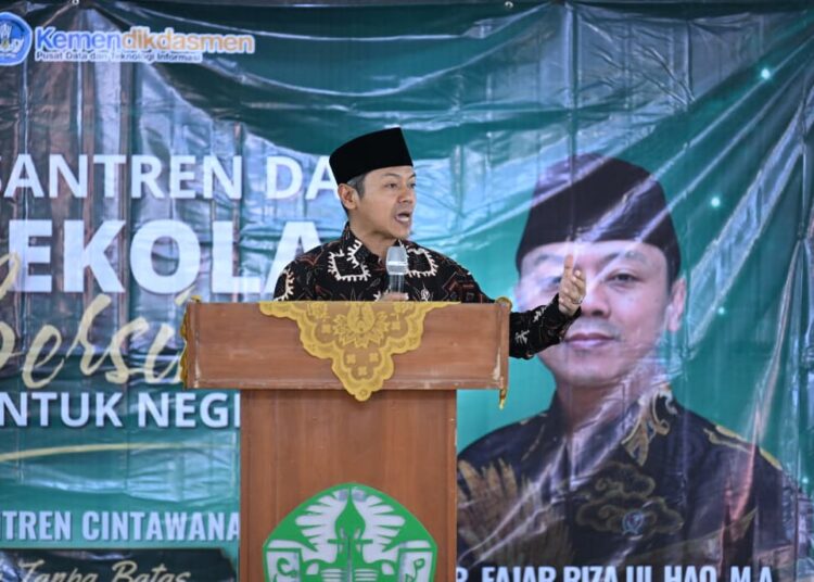 Wamendikdasmen Fajar Silaturahmi ke Pesantren Cintawana, Kenang Pesan dan Jejak Keilmuan Haedar Nashir