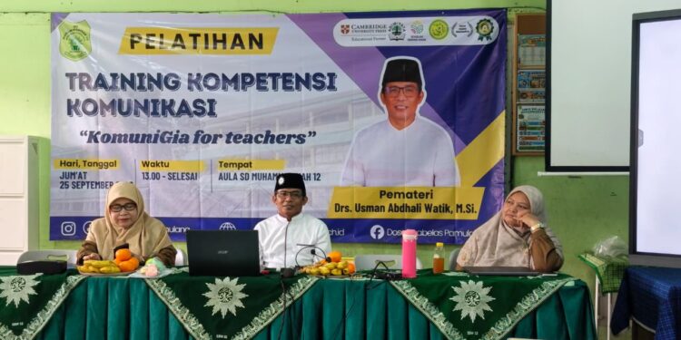 Guru SD Muhammadiyah 12 Pamulang Tingkatkan Kompetensi Komunikasi